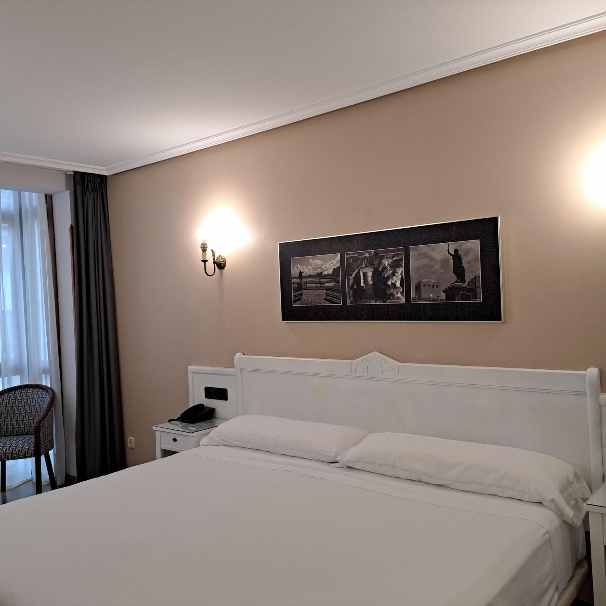 Hotel Ciudad Onís Εξωτερικό φωτογραφία
